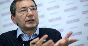 Un Sindaco impresentabile. Liberiamo Roma da Marino. Elezioni Roma - Conferenza stampa di Ignazio Marino